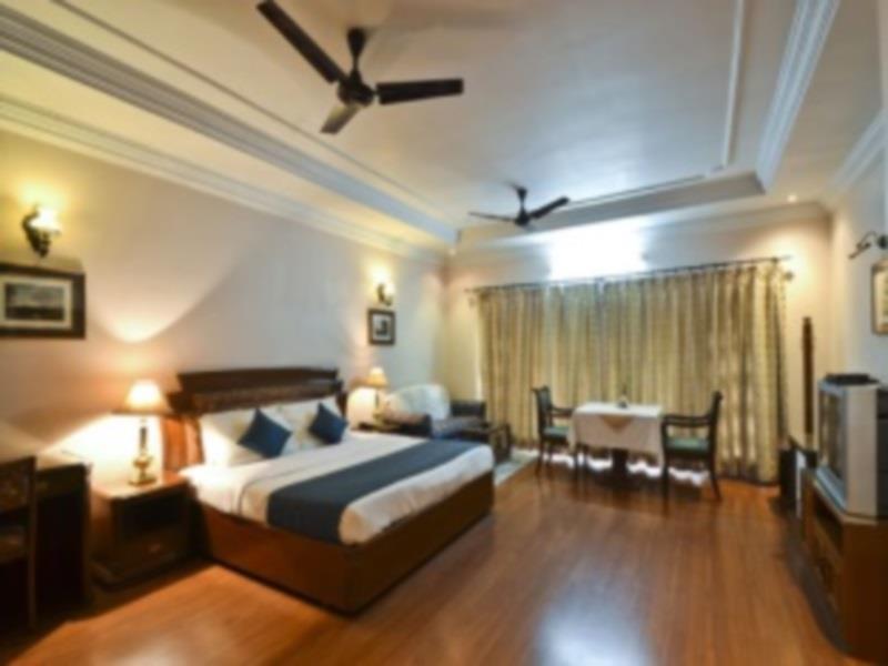 Hotel Imperial House Аллахабад Экстерьер фото